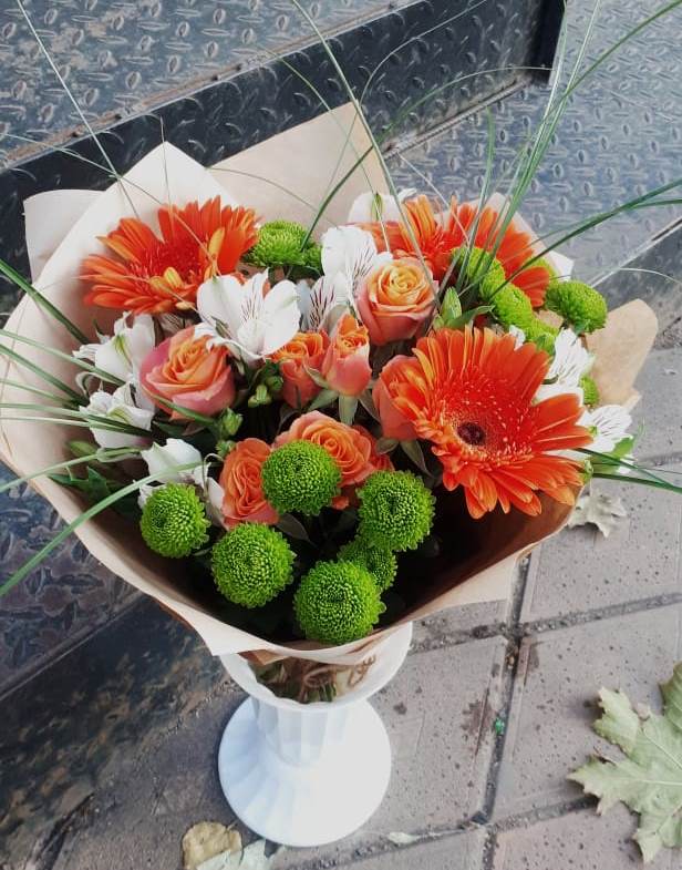 Букет цветов из: Герберы, Хризантемы, Альстромерии и Розы в Ветлужском Костромской области