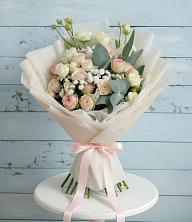 Букет цветов из:  Розы и Лизиантусы в Ветлужском Костромской области