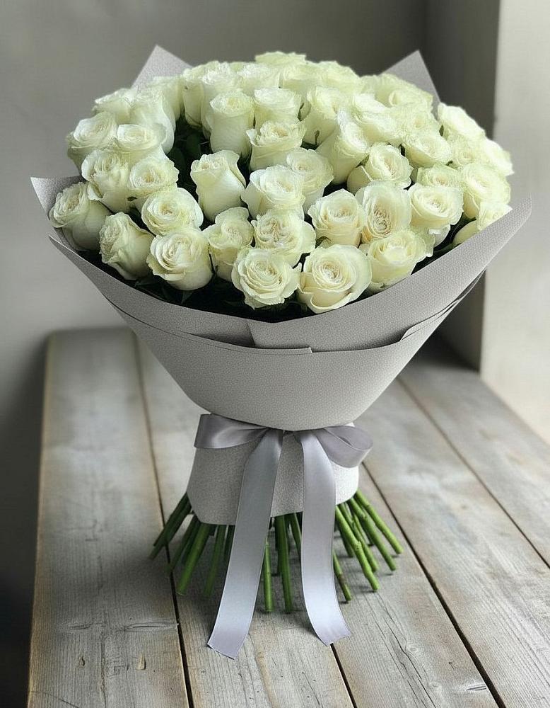 Букет 35 Белых роз в Ветлужском Костромской области