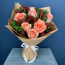 Букет цветов из:  Розы и Альстромерии в Ветлужском Костромской области