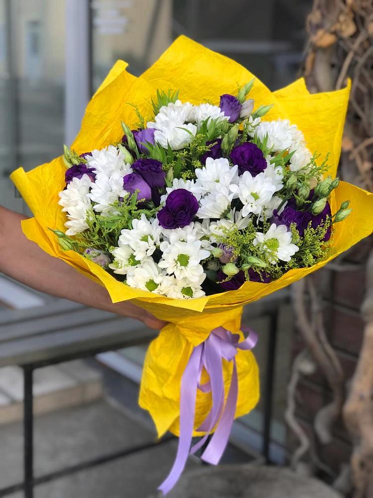 Букет цветов из: Ирисы, Хризантемы и Ромашки в Ветлужском Костромской области