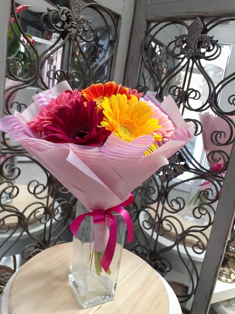 Букет цветов из: Герберы в Ветлужском Костромской области