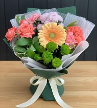 Букет цветов из:  Гвоздики, Розы, Герберы и Хризантемы в Ветлужском Костромской области