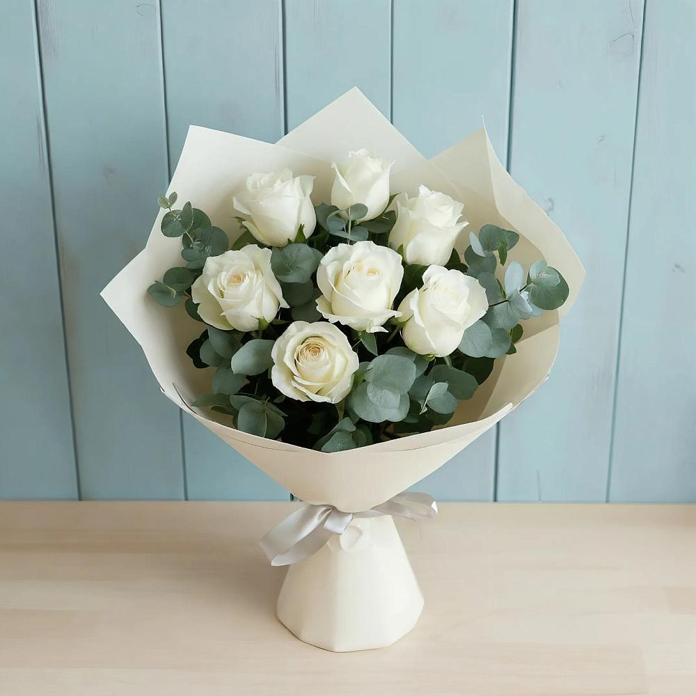 Букет Белые розы в Эвкалипте в Ветлужском Костромской области