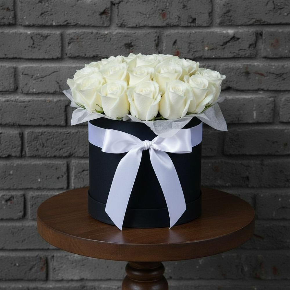 Цветочная композиция из Розы в шляпной коробке в Ветлужском Костромской области