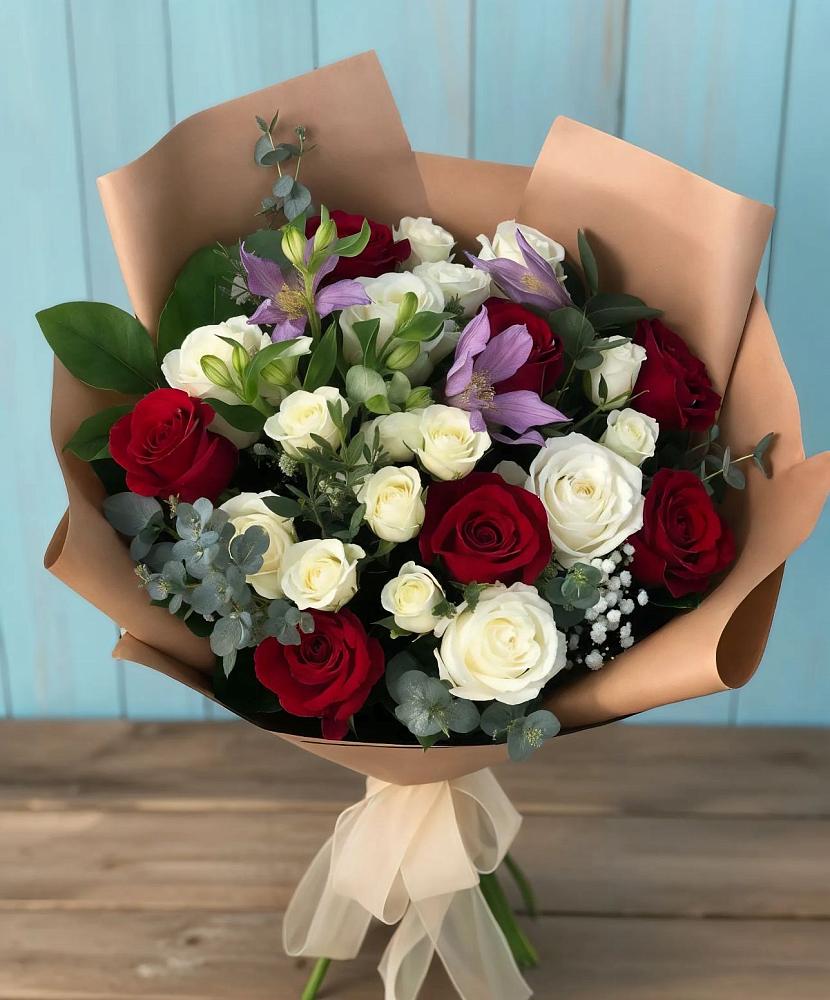 Букет цветов из: Розы и Альстромерии в Ветлужском Костромской области